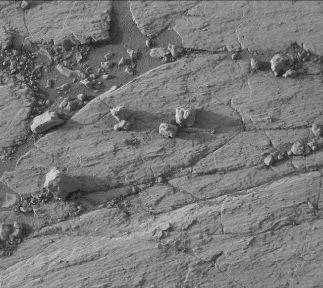Sol 2747: Mast Camera (Mastcam)