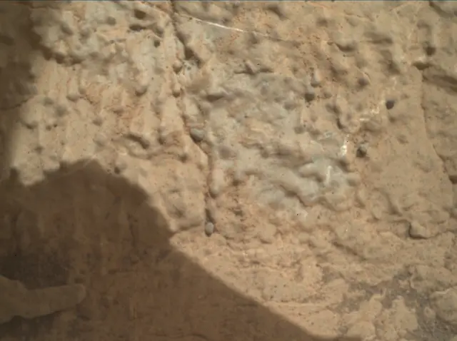 Sol 2747: Mars Hand Lens Imager (MAHLI)