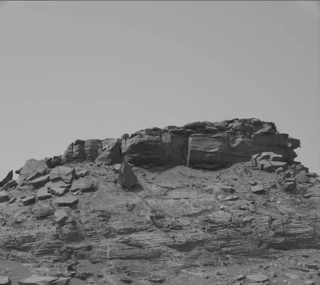 Sol 2750: Mast Camera (Mastcam)