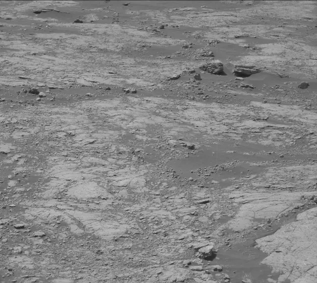 Sol 2750: Mast Camera (Mastcam)