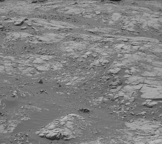 Sol 2750: Mast Camera (Mastcam)