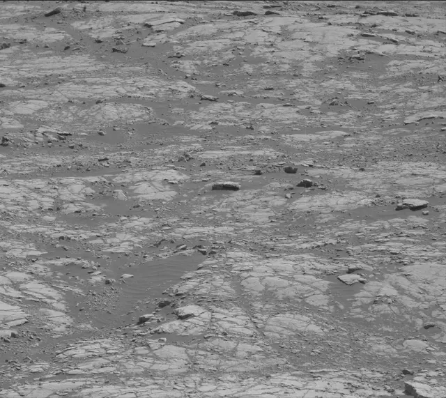 Sol 2750: Mast Camera (Mastcam)