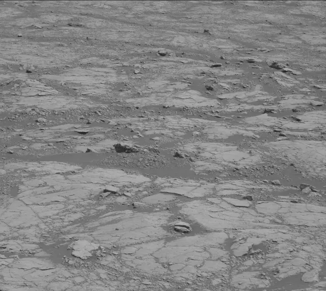 Sol 2750: Mast Camera (Mastcam)