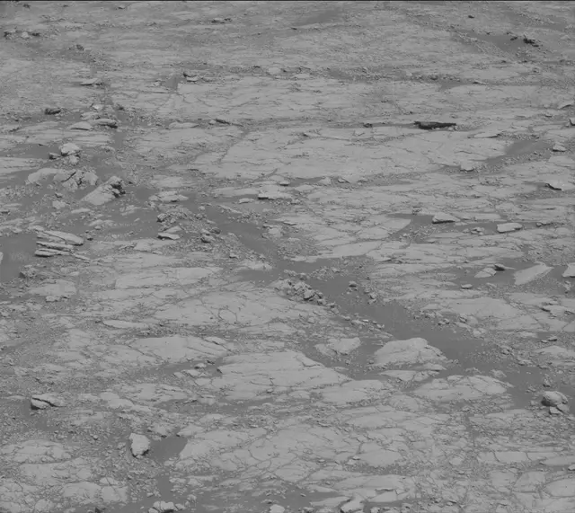 Sol 2750: Mast Camera (Mastcam)