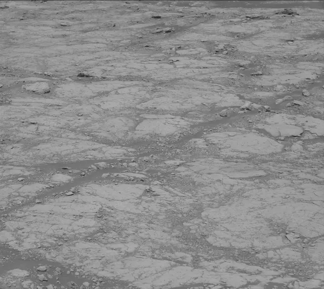 Sol 2750: Mast Camera (Mastcam)