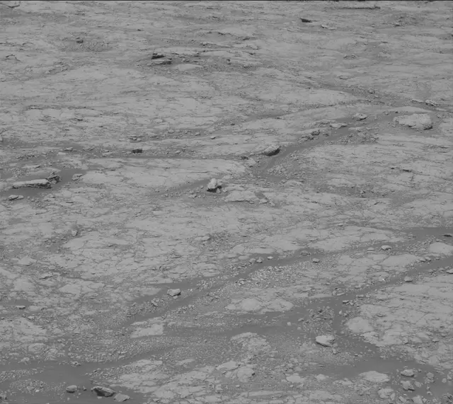 Sol 2750: Mast Camera (Mastcam)