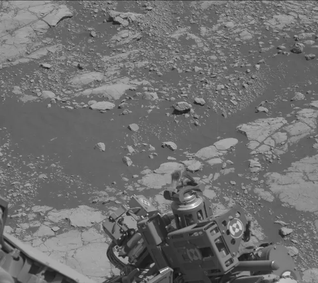 Sol 2750: Mast Camera (Mastcam)