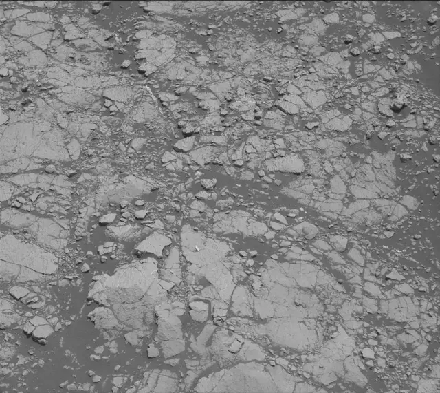 Sol 2750: Mast Camera (Mastcam)