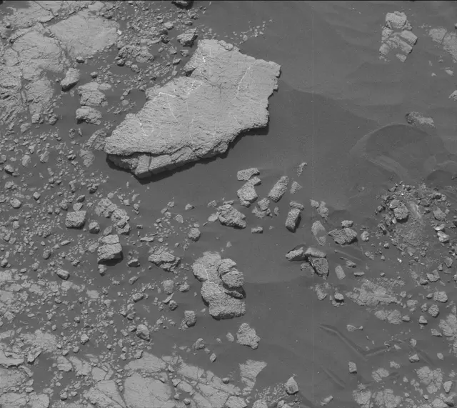 Sol 2750: Mast Camera (Mastcam)