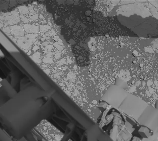 Sol 2750: Mast Camera (Mastcam)