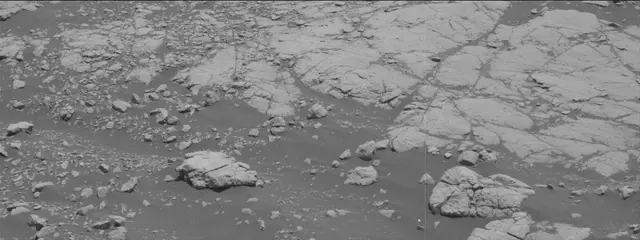 Sol 2751: Mast Camera (Mastcam)