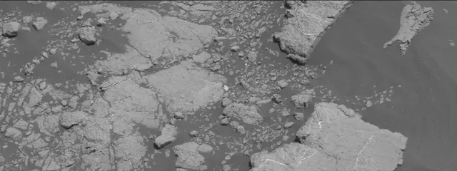 Sol 2751: Mast Camera (Mastcam)