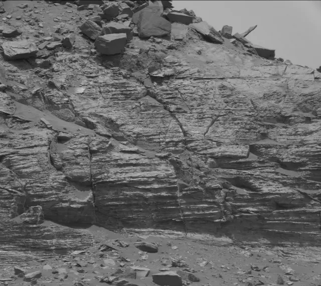 Sol 2751: Mast Camera (Mastcam)