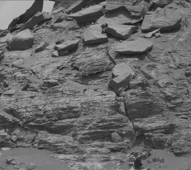 Sol 2751: Mast Camera (Mastcam)