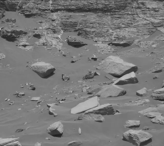 Sol 2751: Mast Camera (Mastcam)