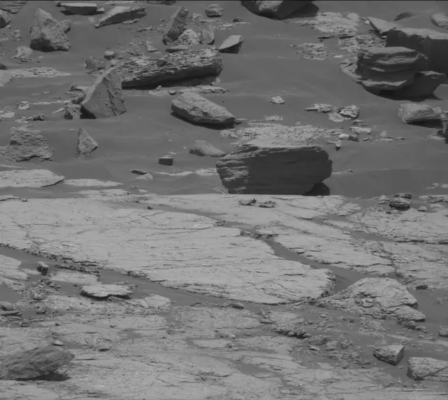 Sol 2751: Mast Camera (Mastcam)