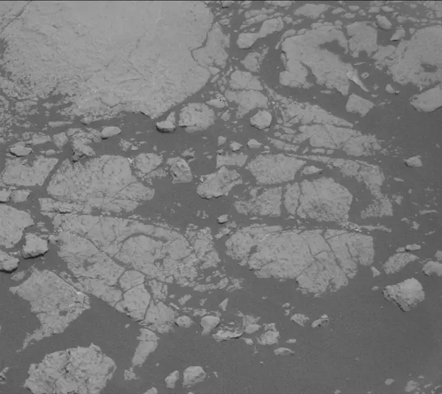 Sol 2751: Mast Camera (Mastcam)