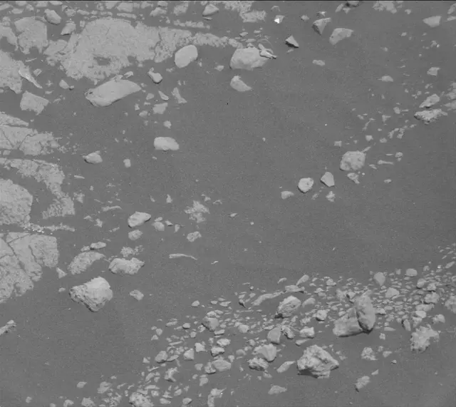 Sol 2751: Mast Camera (Mastcam)