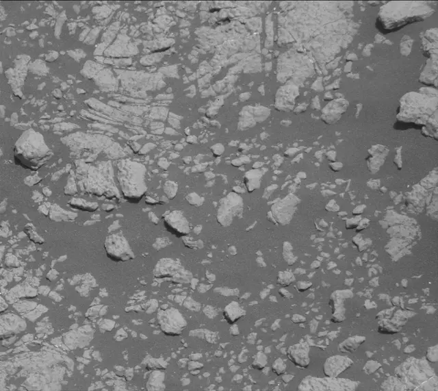 Sol 2751: Mast Camera (Mastcam)