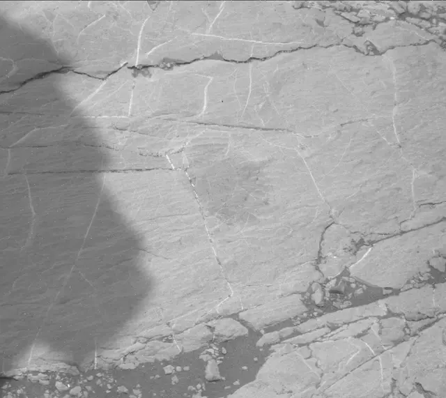 Sol 2753: Mast Camera (Mastcam)