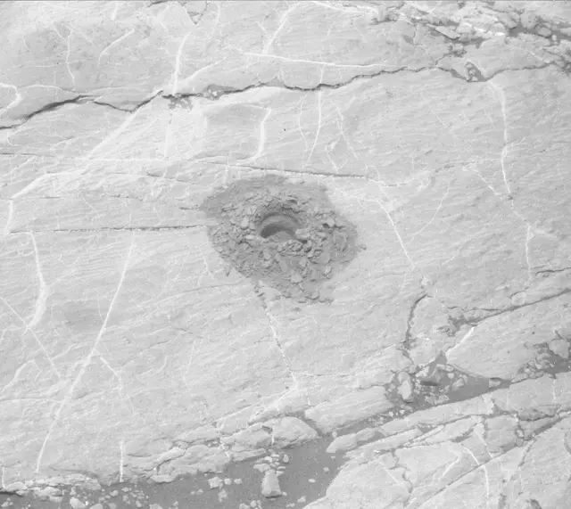 Sol 2755: Mast Camera (Mastcam)