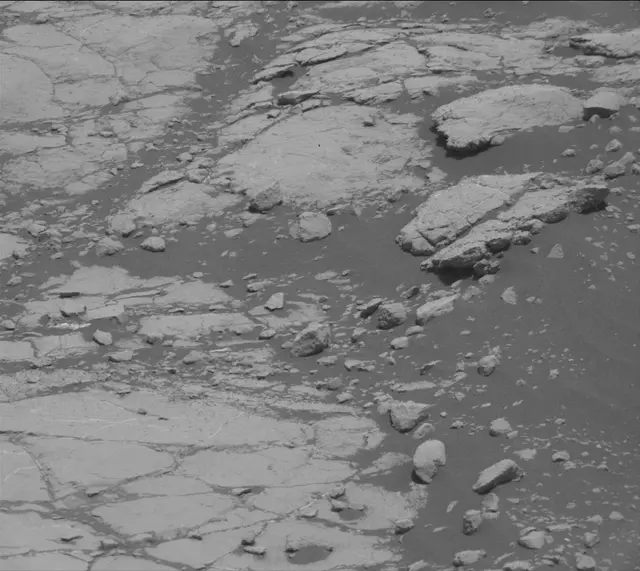 Sol 2755: Mast Camera (Mastcam)