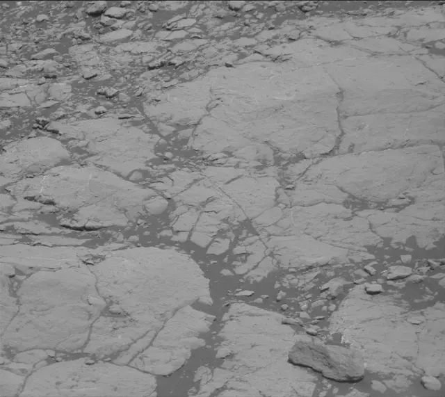 Sol 2755: Mast Camera (Mastcam)