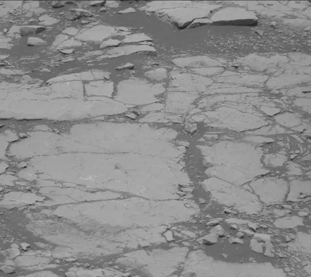 Sol 2755: Mast Camera (Mastcam)