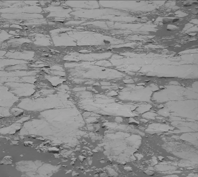 Sol 2755: Mast Camera (Mastcam)