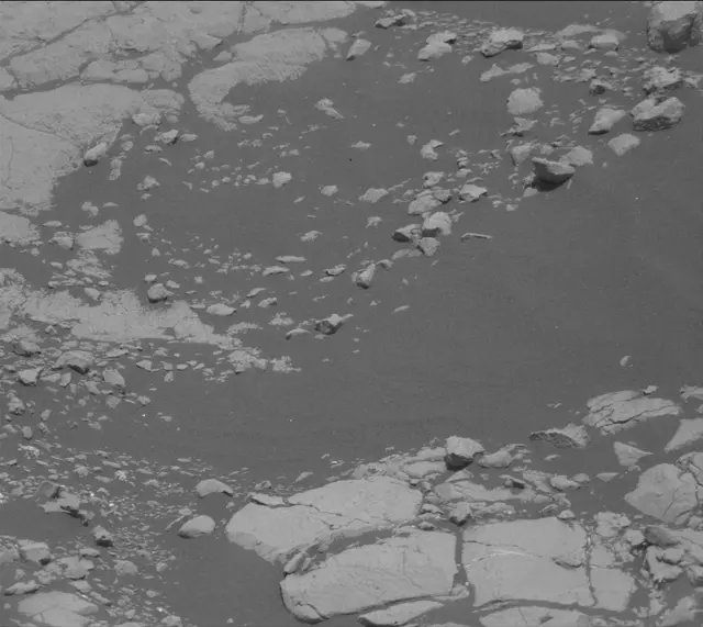 Sol 2755: Mast Camera (Mastcam)