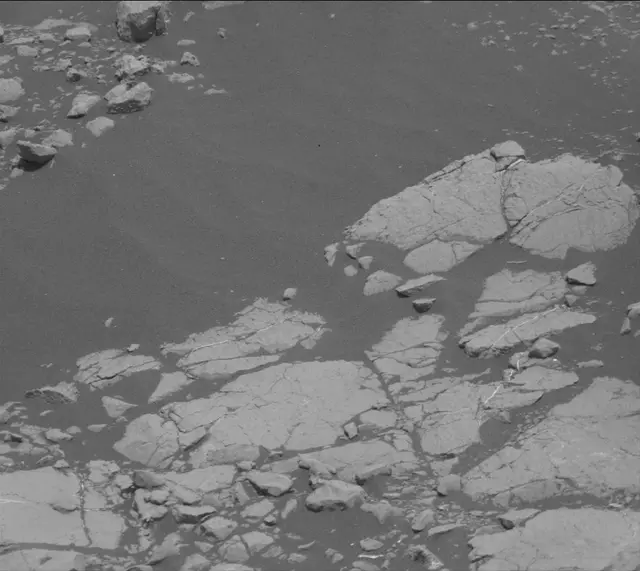Sol 2755: Mast Camera (Mastcam)
