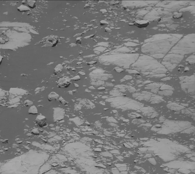 Sol 2756: Mast Camera (Mastcam)