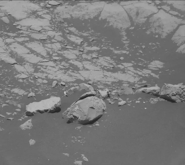 Sol 2756: Mast Camera (Mastcam)