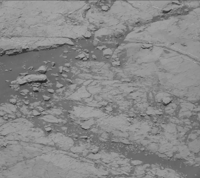 Sol 2756: Mast Camera (Mastcam)