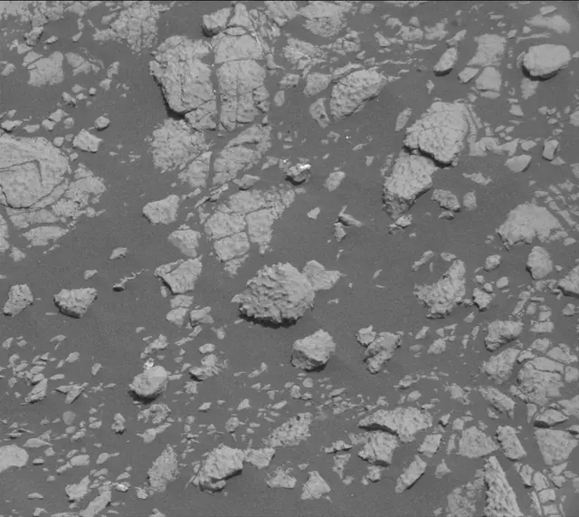 Sol 2758: Mast Camera (Mastcam)