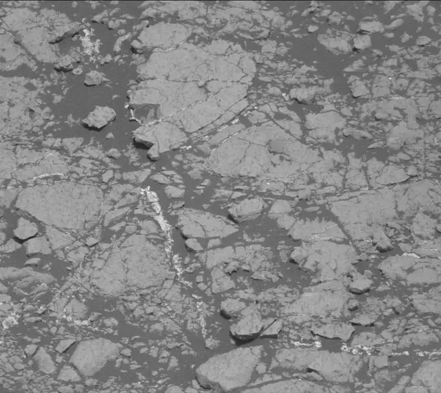 Sol 2758: Mast Camera (Mastcam)