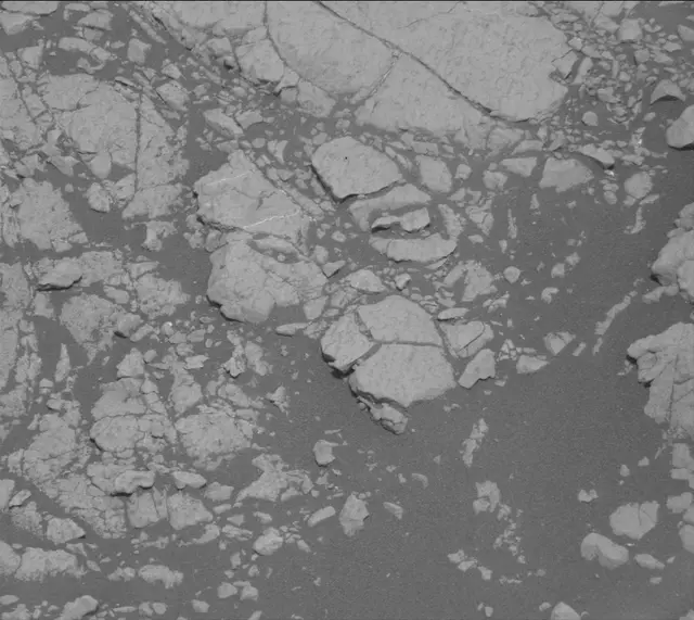 Sol 2758: Mast Camera (Mastcam)