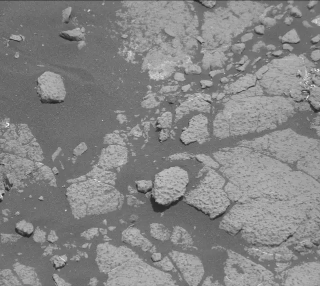Sol 2758: Mast Camera (Mastcam)