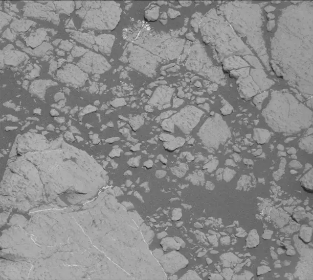 Sol 2758: Mast Camera (Mastcam)