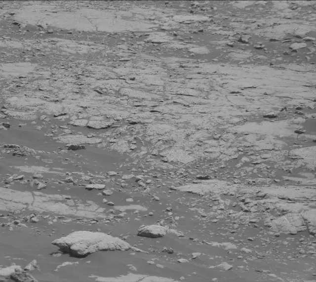 Sol 2761: Mast Camera (Mastcam)