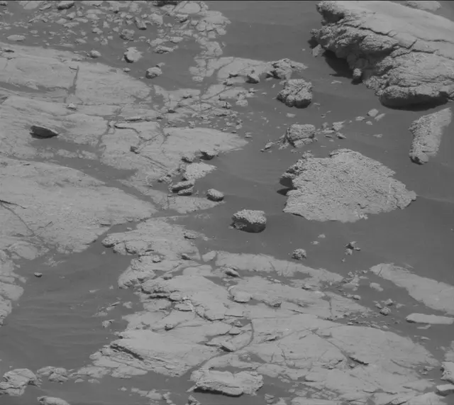 Sol 2761: Mast Camera (Mastcam)