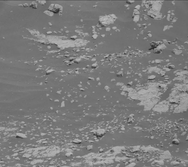 Sol 2761: Mast Camera (Mastcam)