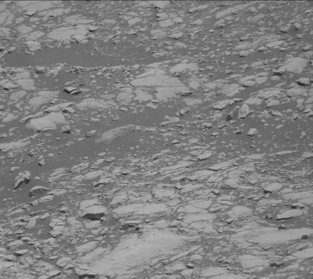 Sol 2761: Mast Camera (Mastcam)