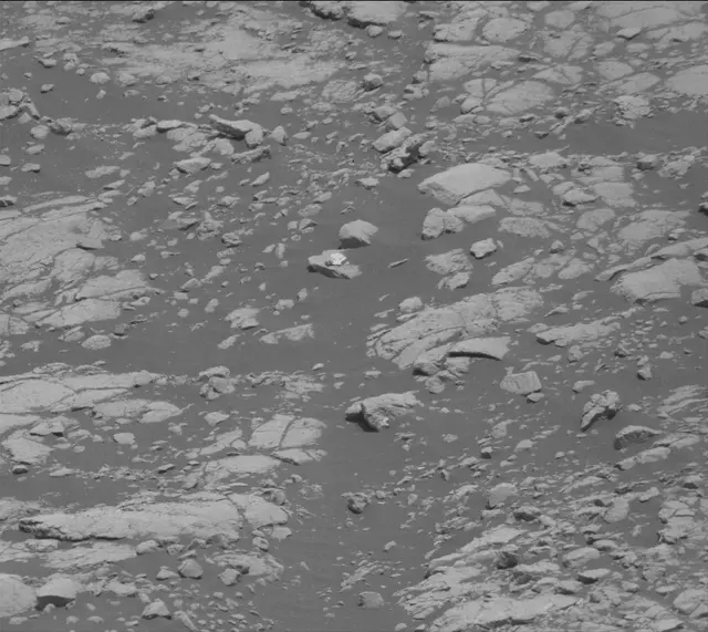 Sol 2761: Mast Camera (Mastcam)