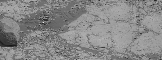 Sol 2762: Mast Camera (Mastcam)