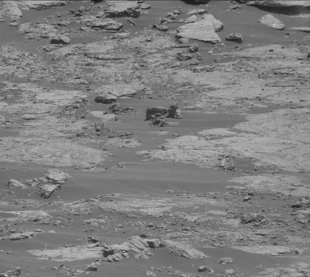 Sol 2762: Mast Camera (Mastcam)