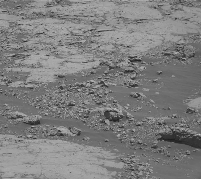 Sol 2762: Mast Camera (Mastcam)