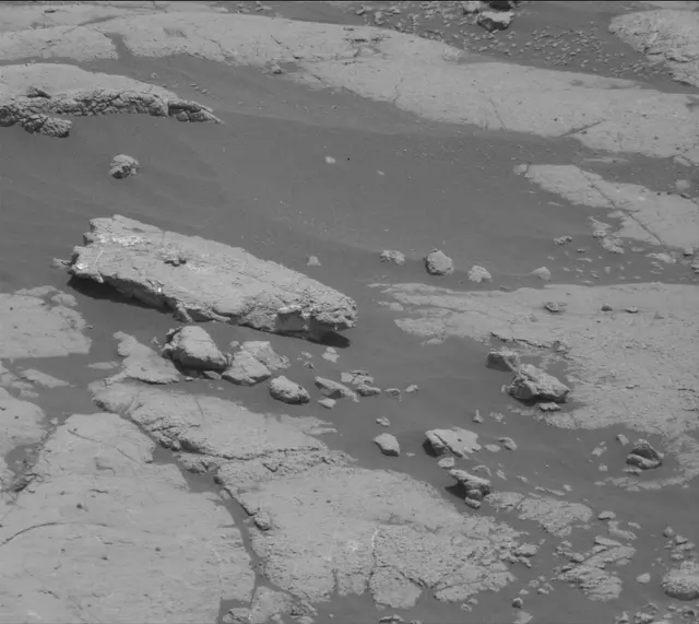 Sol 2762: Mast Camera (Mastcam)