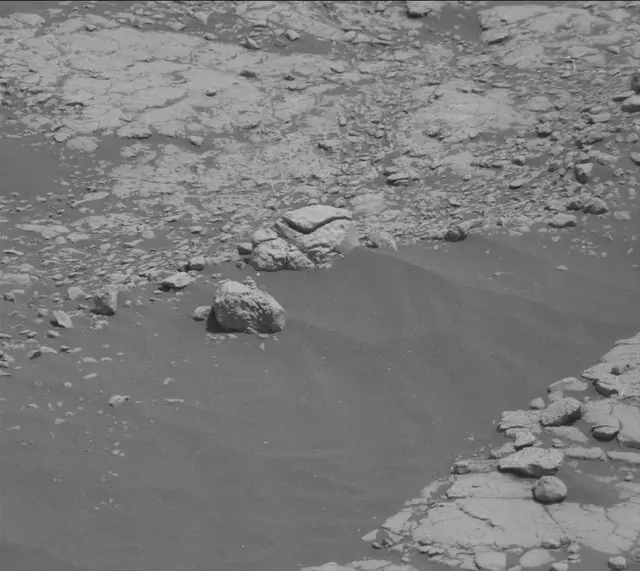 Sol 2762: Mast Camera (Mastcam)