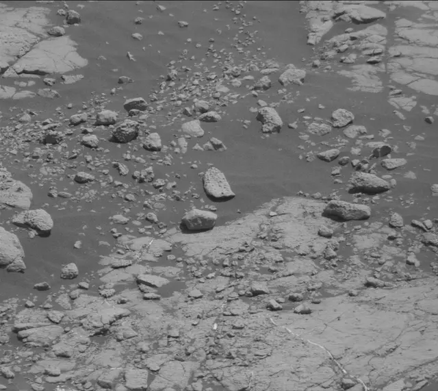 Sol 2762: Mast Camera (Mastcam)